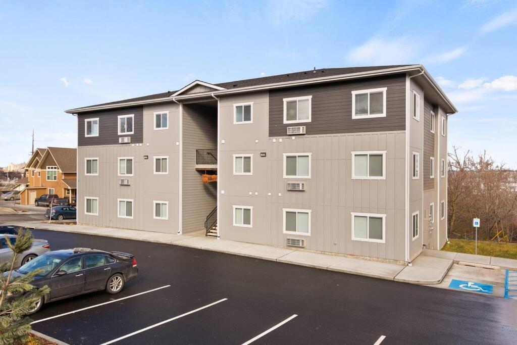Spacious New 2 Bed 2 Bath Apt By Downtown Spokane Extérieur photo