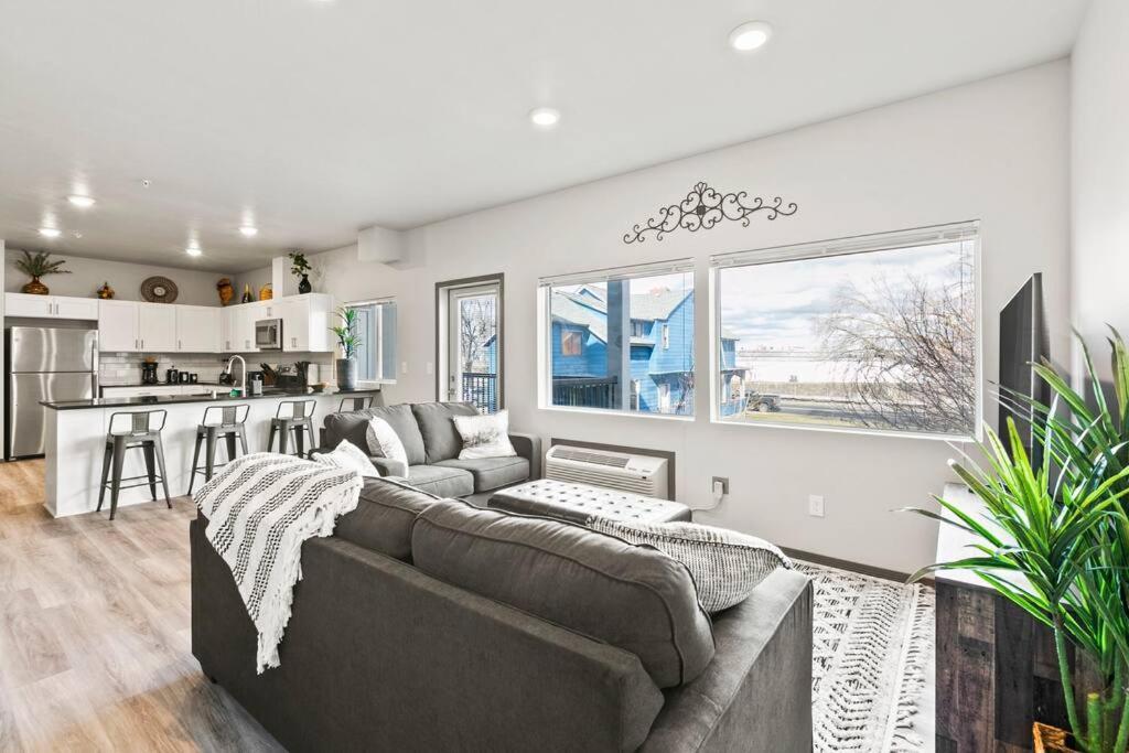 Spacious New 2 Bed 2 Bath Apt By Downtown Spokane Extérieur photo
