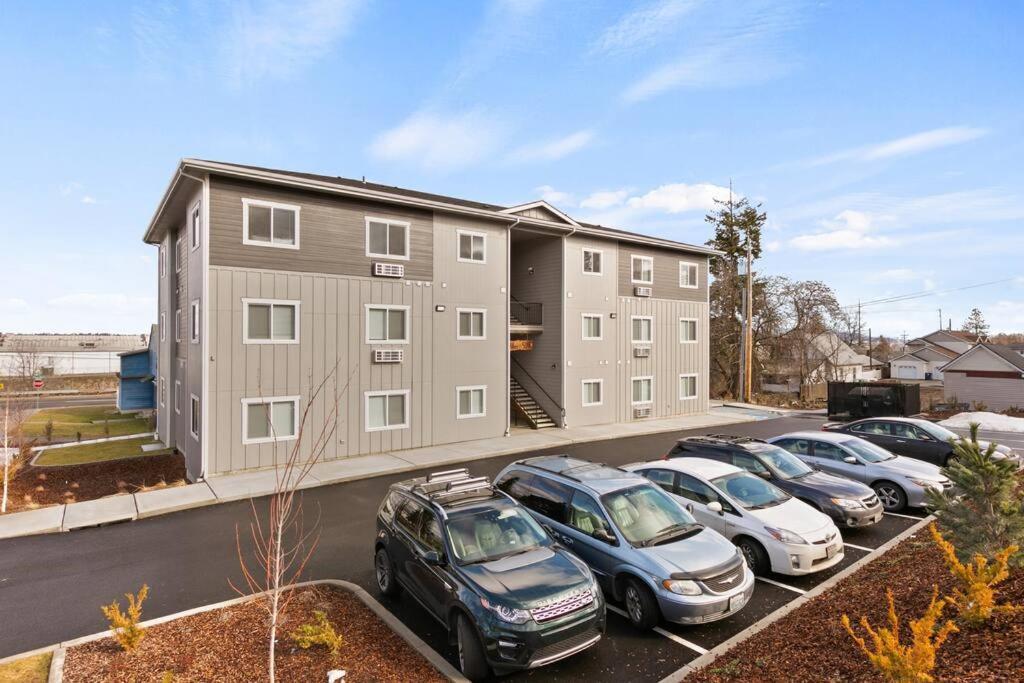 Spacious New 2 Bed 2 Bath Apt By Downtown Spokane Extérieur photo