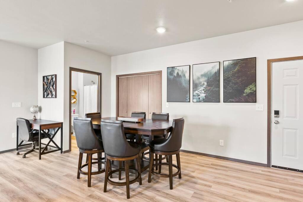 Spacious New 2 Bed 2 Bath Apt By Downtown Spokane Extérieur photo